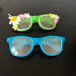 LED sunglasses - perfect for concerts / raves 💚